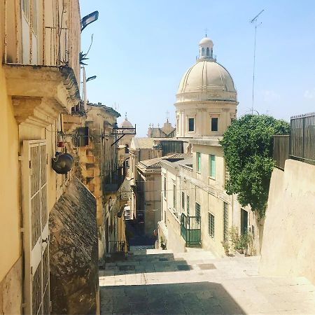 Bed and Breakfast La Coffa Noto Esterno foto