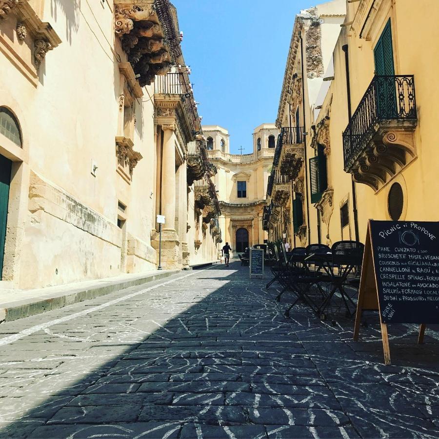 Bed and Breakfast La Coffa Noto Esterno foto